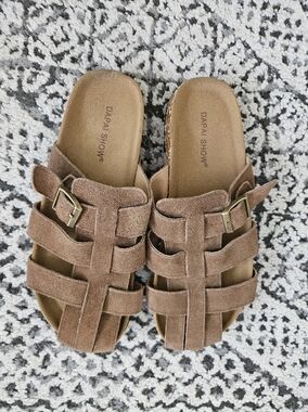 Dapai Show Fisherman Clogs In Brown Size 38